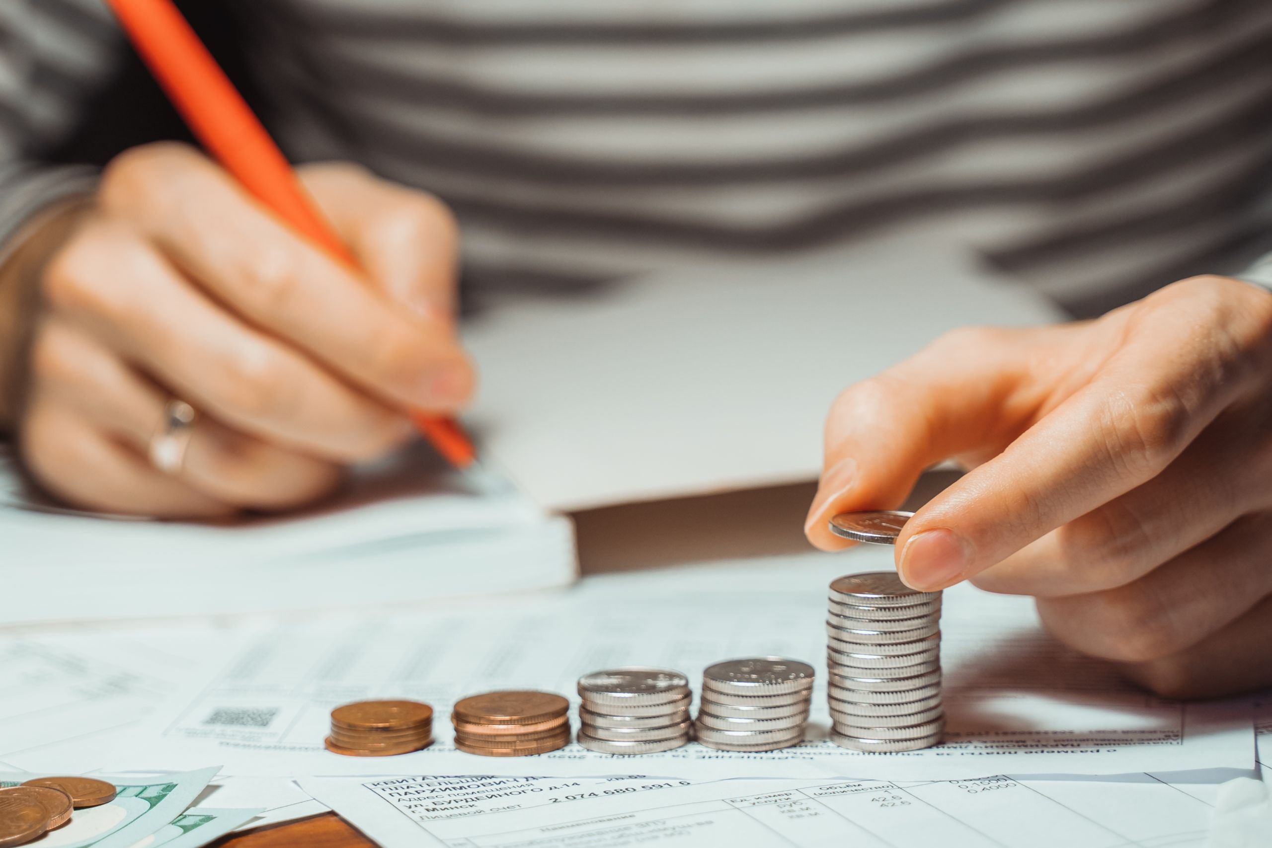 How to Generate Monthly Income from Investments